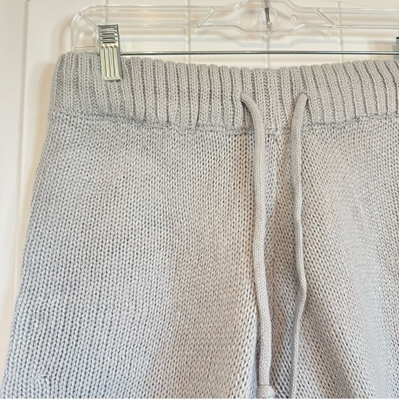 NWT WeWoreWhat pull on sweater short in light gray super soft casual luxury S - Picture 7 of 8